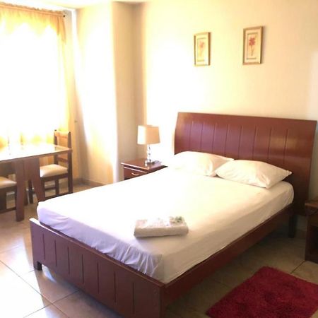 Hotel Onix Gold Гуаякуил Екстериор снимка