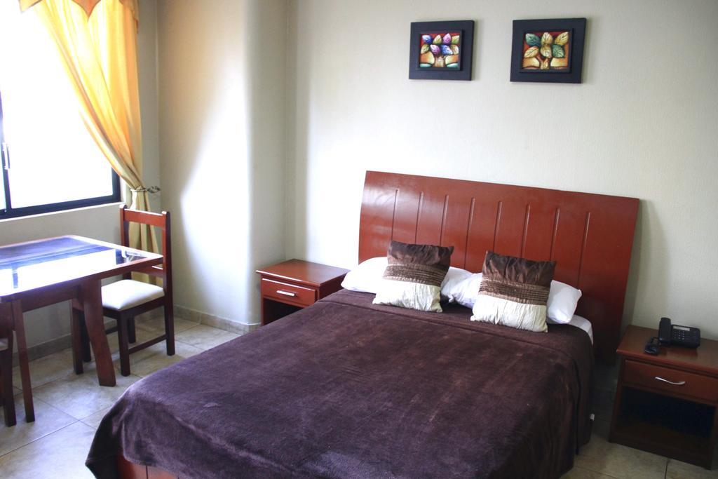Hotel Onix Gold Гуаякуил Екстериор снимка