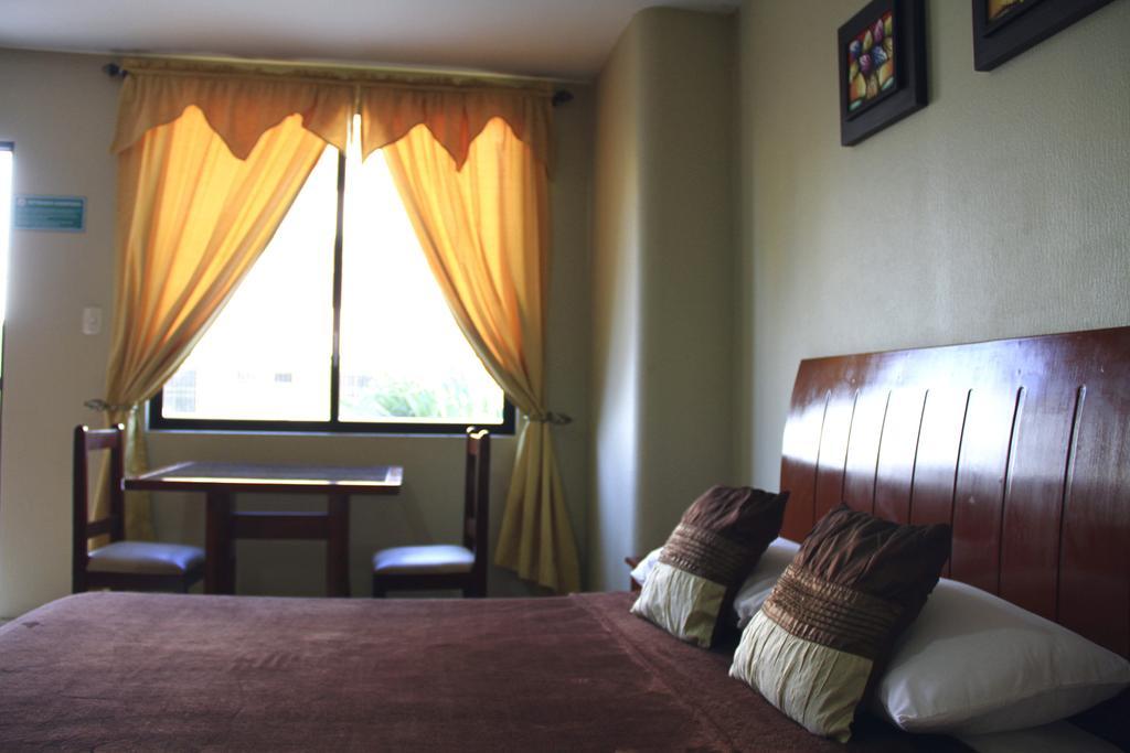 Hotel Onix Gold Гуаякуил Екстериор снимка
