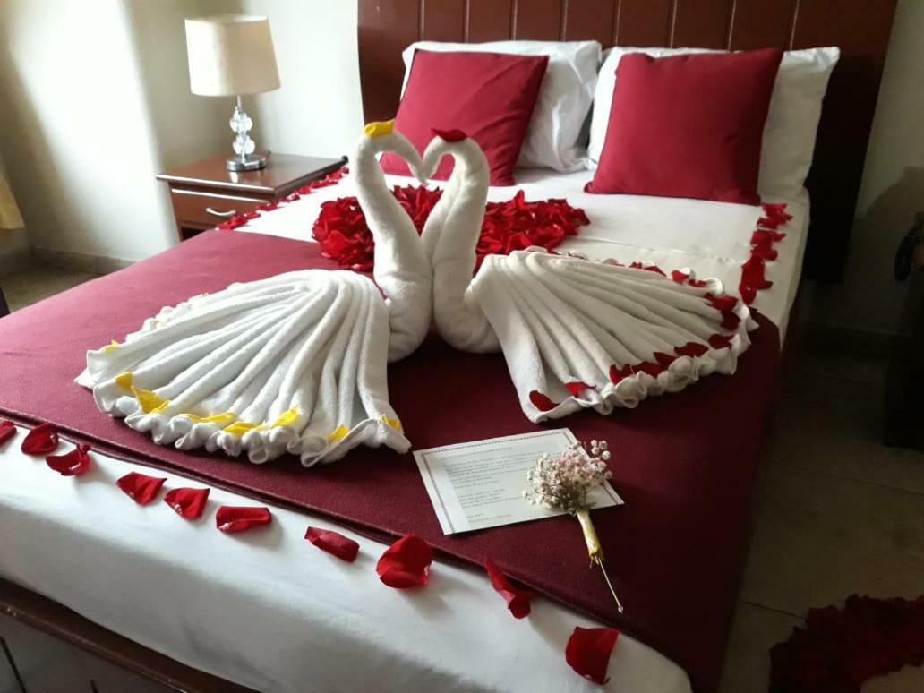 Hotel Onix Gold Гуаякуил Екстериор снимка